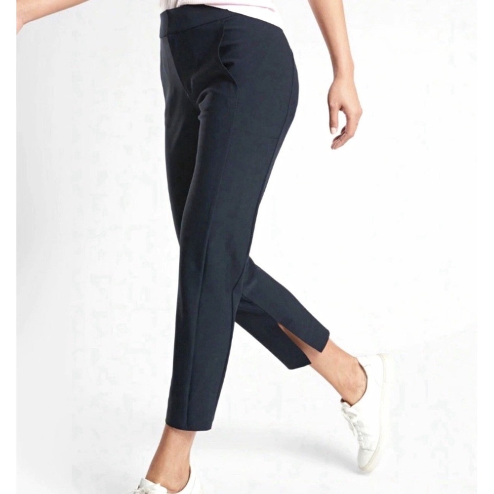 Athleta Black Stellar Straight Crop Pants Office Wear Travel Minimalist 8